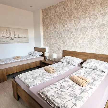 Budin Adri & Robi Center Apartament